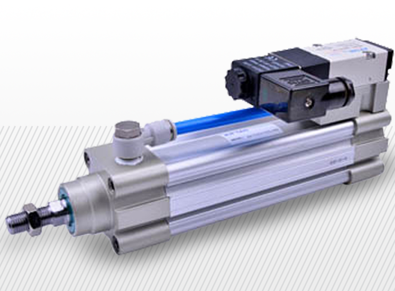 Szeleppel és mágnes tekerccsel ellátott munkahenger