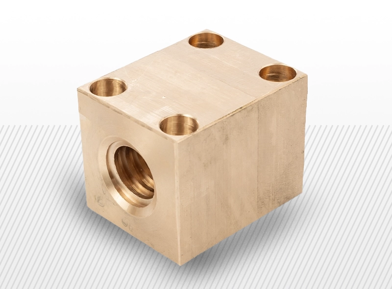 Furatolt kocka anya QBF<br /gépi mozgatásra