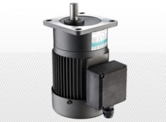 G11V típus 100-200 W 0,18 - 8,1 Nm
