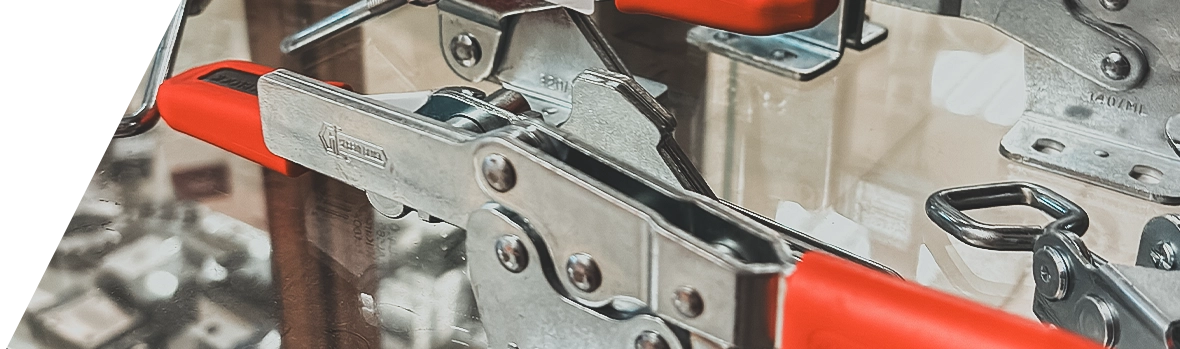 LESZORÍTÓK, BILLENŐZÁRAK